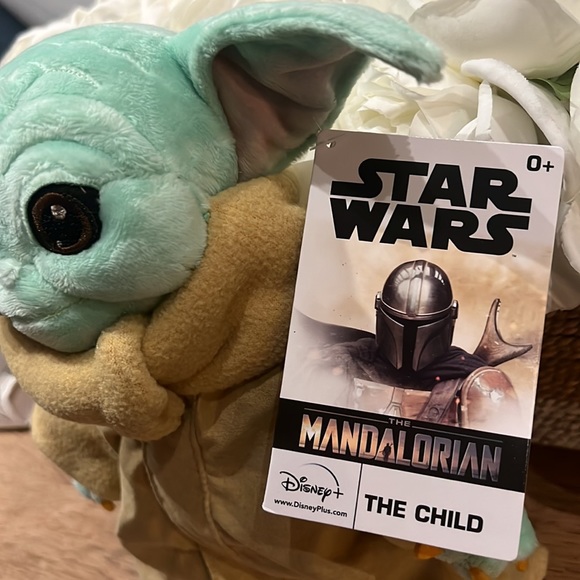 Star Wars The Child 11” Plush - Picture 3 of 7
